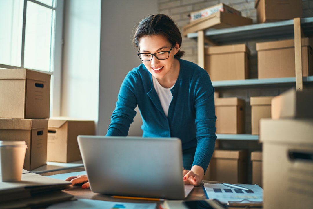 woman-is-working-at-warehouse-for-online-store.jpg